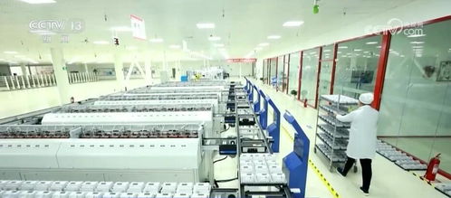 從數(shù)據(jù)里讀懂中國信心 計算機(jī)軟硬件技術(shù)開發(fā)驅(qū)動高質(zhì)量發(fā)展萬千氣象